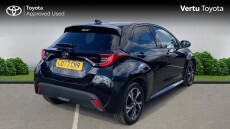 Toyota Yaris 1.5 Hybrid Design 5dr CVT Hybrid Hatchback